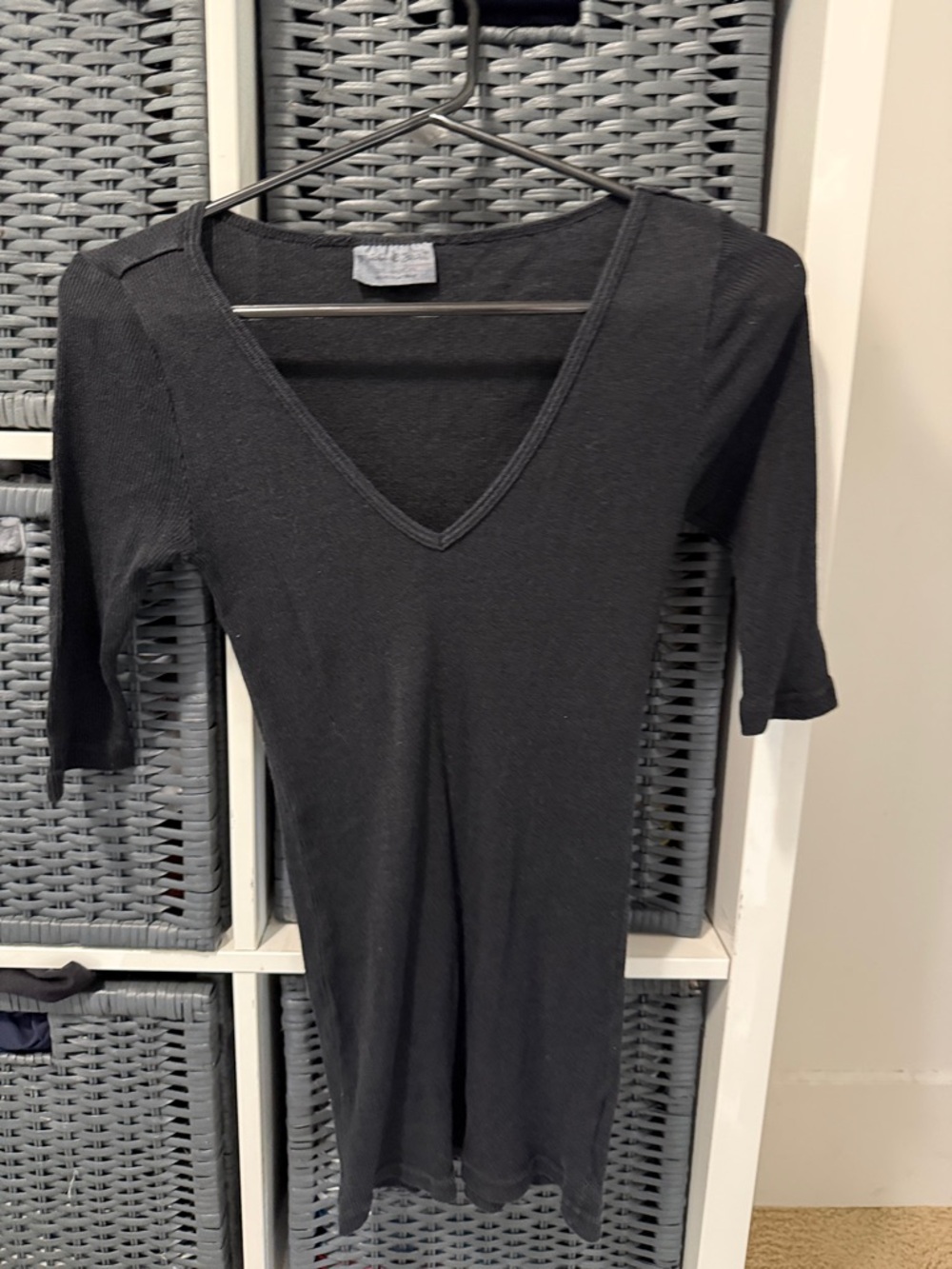 Michael Stars Black Short Sleeve V-Neck Tee